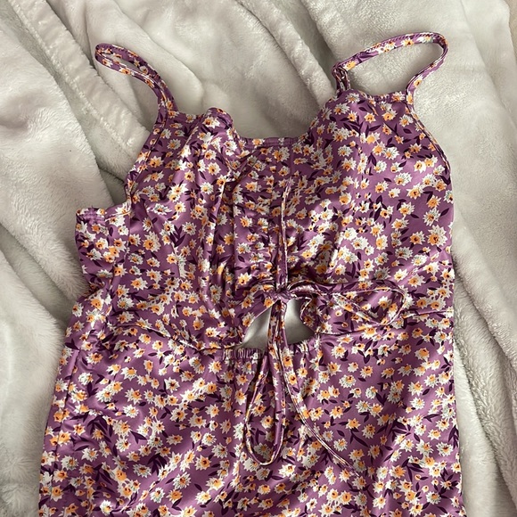 Shein Dress - Picture 2 of 2